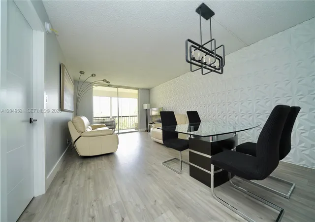 5th image of 2541 Aragon Blvd #305, Sunrise, FL 33322 | MLS# A12040521