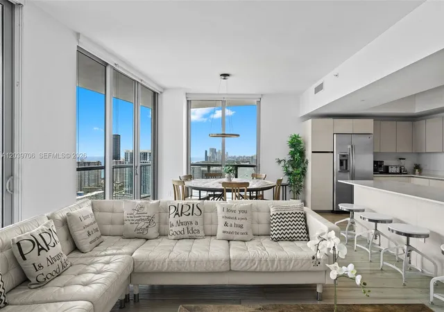 3rd image of 2600 E Hallandale Beach Blvd #T3001, Hallandale Beach, FL 33009 | MLS# A12039706