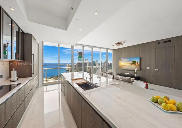 3rd image of 888 Biscayne Blvd #5404, Miami, FL 33132 | MLS# A12041142