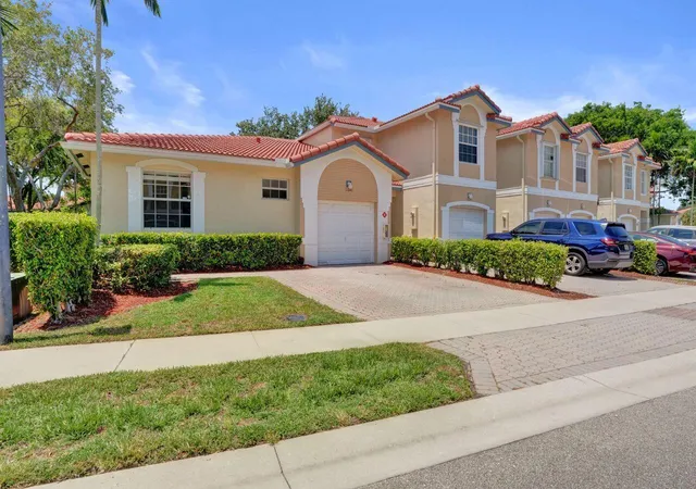 2nd image of 11646 Nw 47th Dr, Coral Springs, FL 33076 | MLS# B26044060