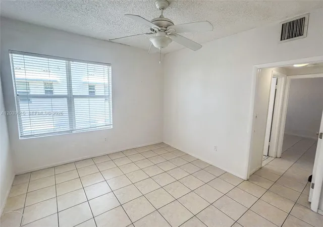 4th image of 1218 Drexel Ave #204, Miami Beach, FL 33139 | MLS# A12039515