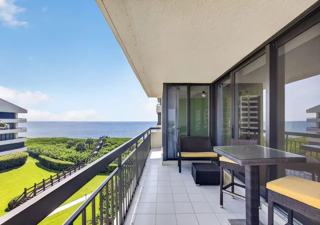 3rd image of 4000 N Ocean Dr #403, Singer Island, FL 33404 | MLS# B26044100