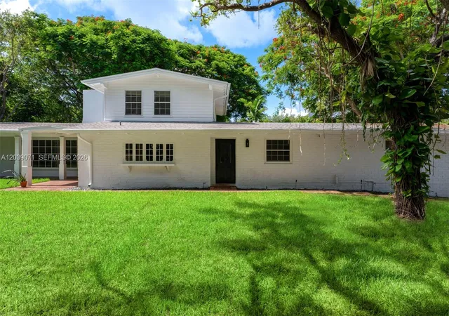 1st image of 5950 Sw 128th St, Pinecrest, FL 33156 | MLS# A12039071