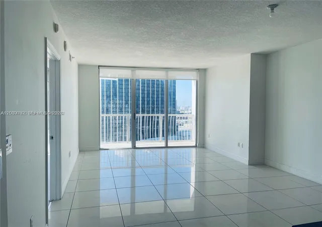 Homes for sale in Miami, FL | 1750 N Bayshore Dr #2112, Miami, FL 33132 | MLS# A12039762