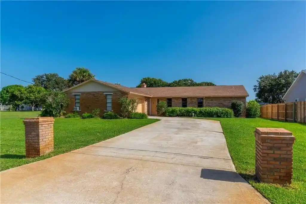 Photo 1 of Single family home for sale at 1531 Se Portillo Rd, Port St Lucie, FL 34952 | MLS# B26044158 | Listing updated on 2026-10-09