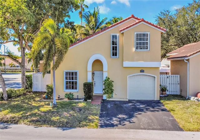 2nd image of 12797 Nw 13th St, Sunrise, FL 33323 | MLS# A12041307