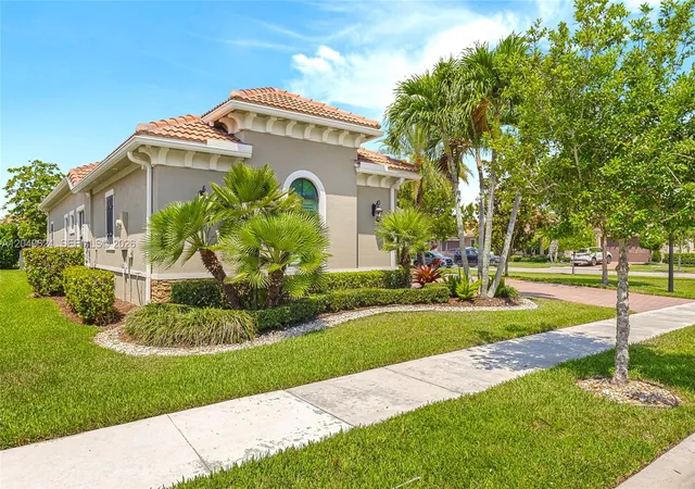3rd image of 11930 Palermo Rd, Parkland, FL 33076 | MLS# A12040624