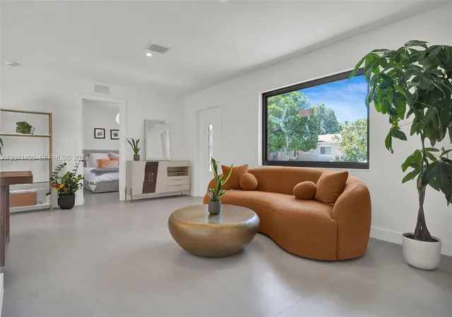 Homes for sale in Coral Gables, FL | 211 Washington Dr, Coral Gables, FL 33133 | MLS# A12041100