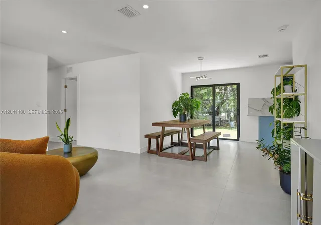 Homes for sale in Coral Gables, FL | 211 Washington Dr, Coral Gables, FL 33133 | MLS# A12041100