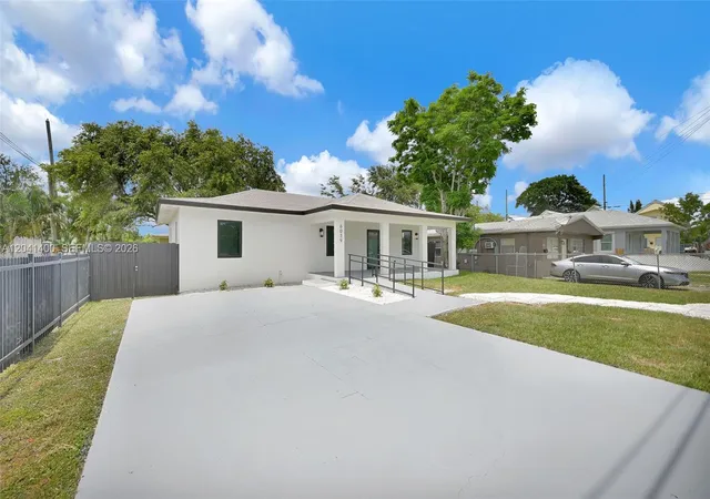 5th image of 6039 Sw 63Rd Ter, South Miami, FL 33143 | MLS# A12041400