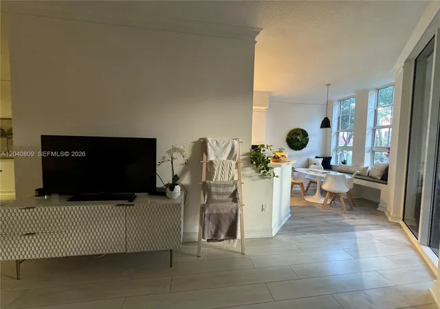 3rd image of 3001 Ne 185Th St #123, Miami, FL 33180 | MLS# A12040809