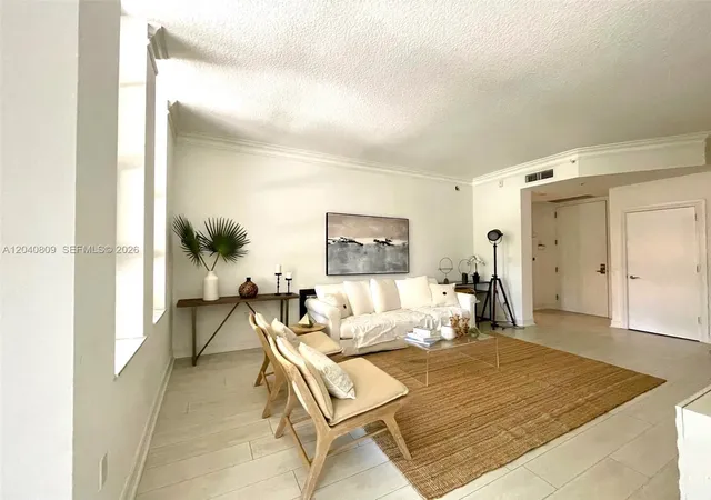 5th image of 3001 Ne 185Th St #123, Miami, FL 33180 | MLS# A12040809