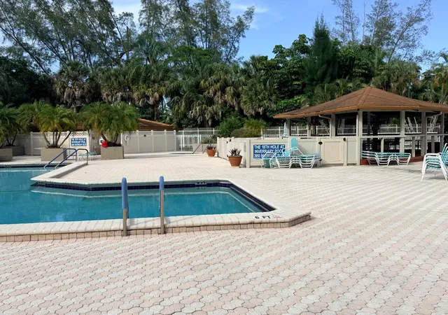 36th image of 3930 Inverrary Blvd #303, Lauderhill, FL 33319 | MLS# B26044377