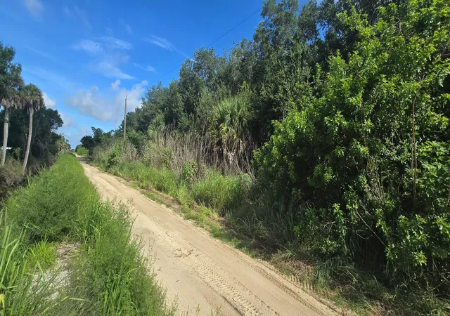 Photo 3 of House for sale at Tbd 13th Street SW, Vero Beach, FL 32968 | MLS# B26044442 | Listing updated on 2026-09-02