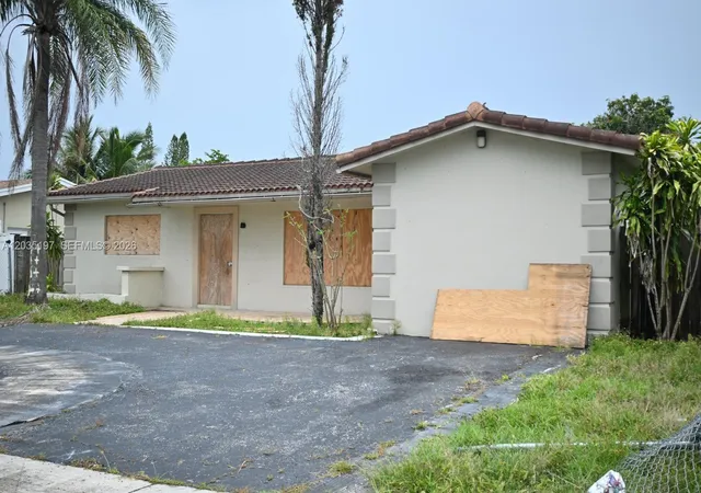 2nd image of (Undisclosed), Hollywood, FL 33021 | MLS# A12035197