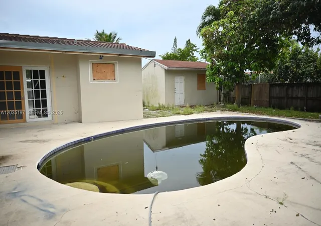 4th image of (Undisclosed), Hollywood, FL 33021 | MLS# A12035197