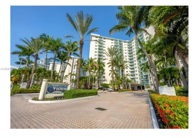4th image of 3901 S Ocean Dr #8T, Hollywood, FL 33019 | MLS# A12041612