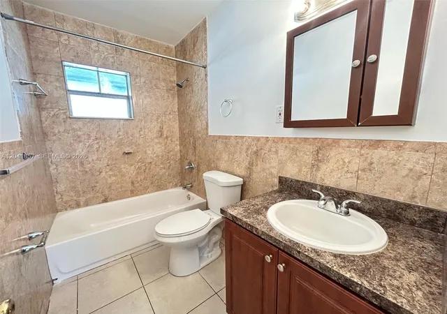 5th image of 990 Phippen Waiters Rd, Dania, FL 33004 | MLS# A12041857