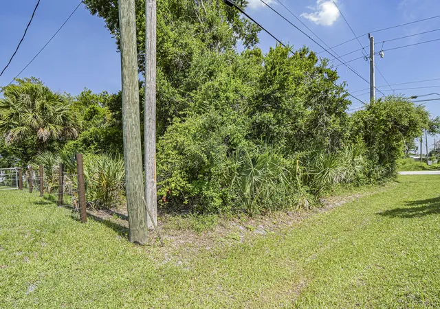 Homes for sale in Vero Beach, FL | 8315 102nd Ave, Vero Beach, FL 32967 | MLS# B26044531