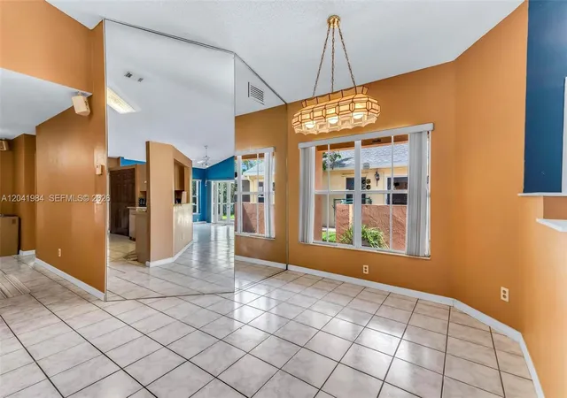 2nd image of 220 Nw 207th Wy, Pembroke Pines, FL 33029 | MLS# A12041984