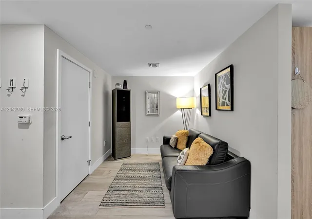3rd image of 16385 Biscayne Blvd #1020, Aventura, FL 33160 | MLS# A12042036