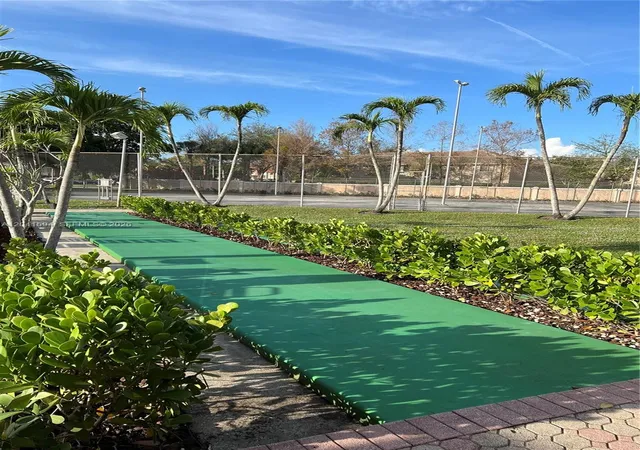 2nd image of 2551 Aragon Blvd, Sunrise, FL 33322