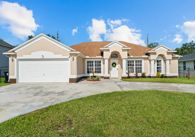 Single family home for sale at 3041 SE Wake Rd, Port Saint Lucie, FL 34984 | MLS# B26044600