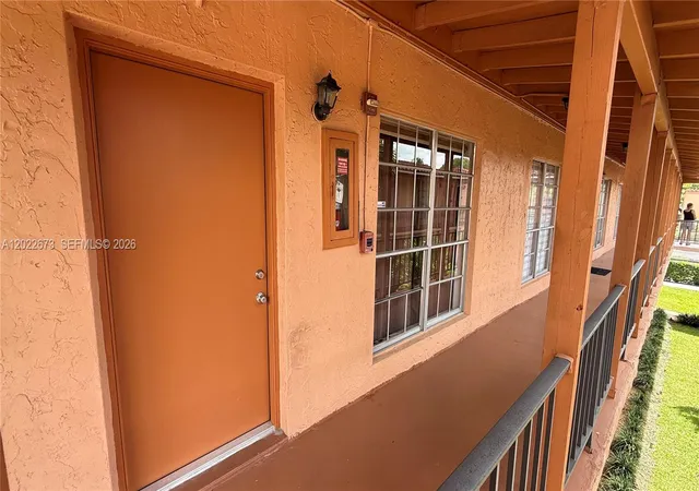 Homes for sale in Miami Lakes, FL | 7220 Fairway Dr #G4, Miami Lakes, FL 33014 | MLS# A12022673