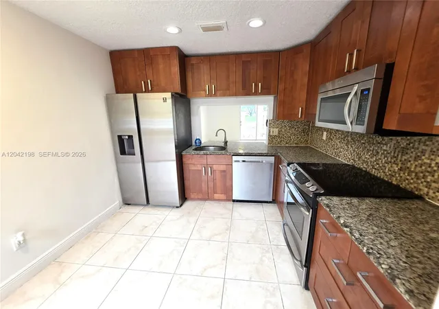 2nd image of 14237 Sw 94th Cir Ln #103, Miami, FL 33186 | MLS# A12042198