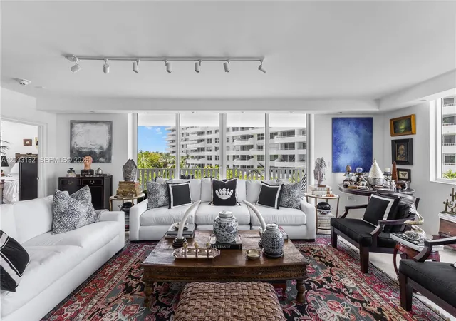 5th image of 200 Ocean Lane Dr #409, Key Biscayne, FL 33149 | MLS# A12033182