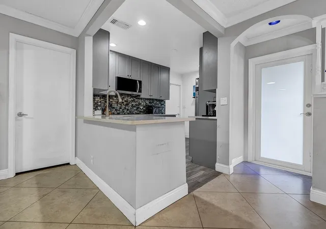 Photo 3 of Single family home for sale at 9544 Richmond Cir, Boca Raton, FL 33434 | MLS# B26044736 | Listing updated on 2026-10-08