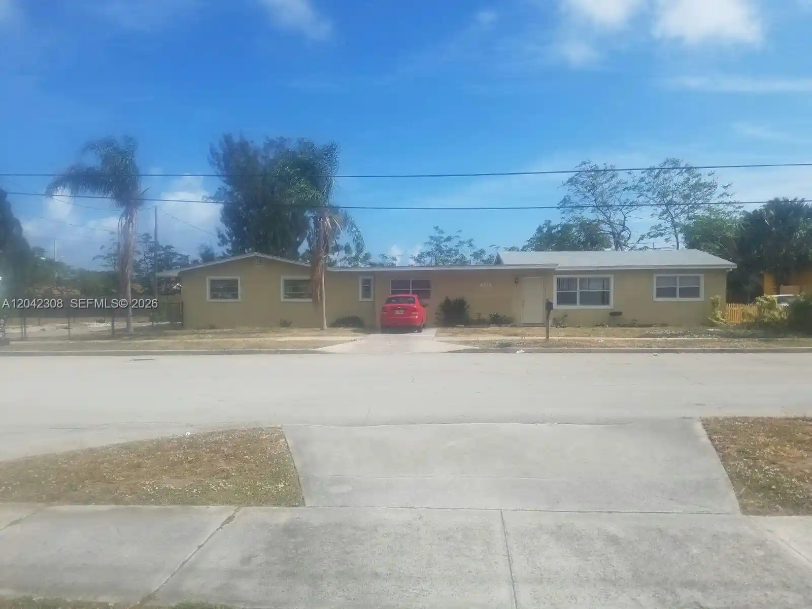 Photo 1 of Single family home for sale at 4214 Greenwood Ave, West Palm Beach, FL 33407 | MLS# A12042308 | Listing updated on 2026-06-28