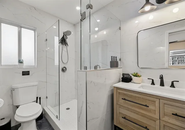 5th image of 1720 SW 32nd Street, Fort Lauderdale, FL 33315 | MLS# B26044773