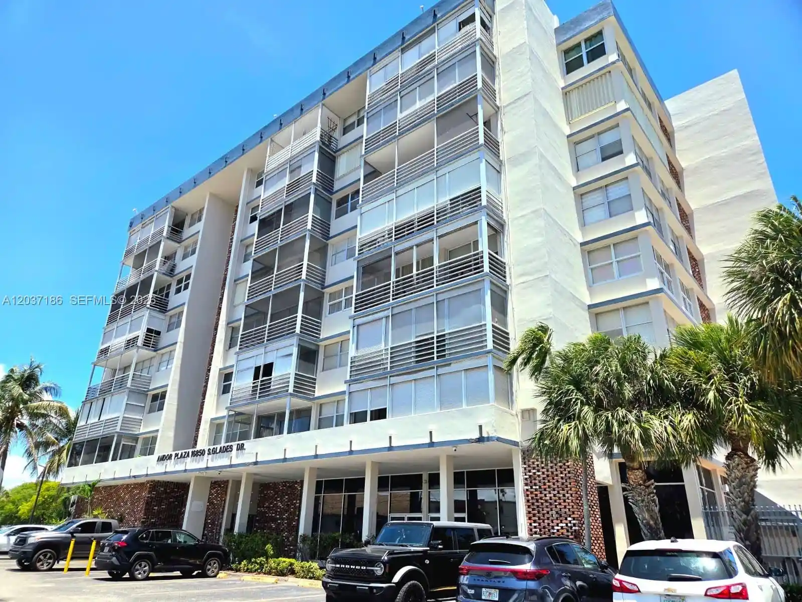 Photo 1 of Condo for sale at 16850 S Glades Dr #2K, North Miami Beach, FL 33162 | MLS# A12037186 | Listing updated on 2026-10-27