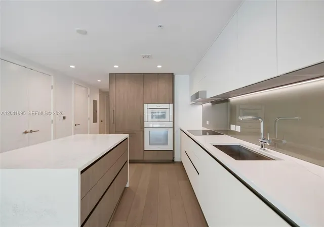 2nd image of 9221 E Bay Harbor Dr #210, Bay Harbor Islands, FL 33154 | MLS# A12041995