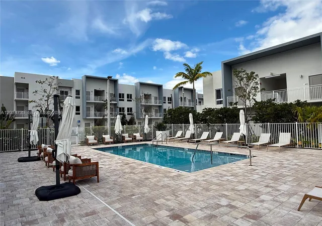 5th image of 610 Ne 2Nd St, Dania Beach, FL 33004