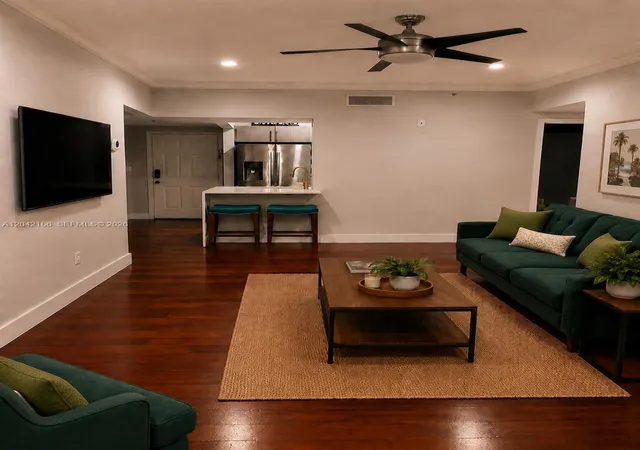 2nd image of (Undisclosed), Pembroke Pines, FL 33025 | MLS# A12042166