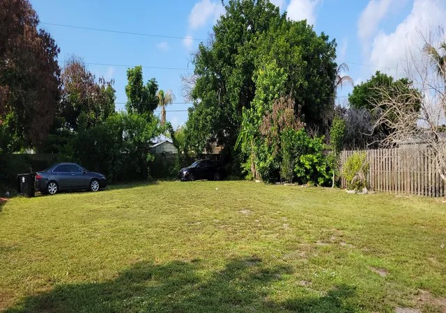 Photo 2 of Land for sale at 702 Sw Colleen Ave, Port Saint Lucie, FL 34983 | MLS# B26044922 | Listing updated on 2026-09-23