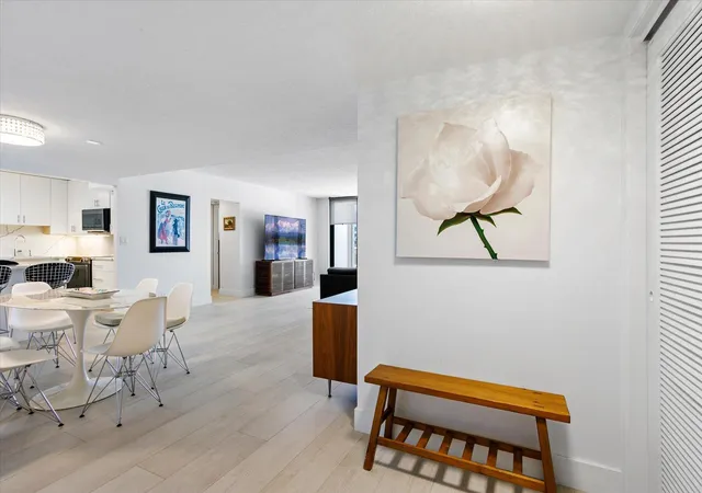 Photo 3 of Condo for sale at 2860 S Ocean Blvd #216, Palm Beach, FL 33480 | MLS# B26044768 | Listing updated on 2026-09-23