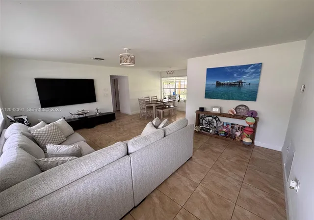 2nd image of 8130 Nw 12th St, Pembroke Pines, FL 33024 | MLS# A12042391