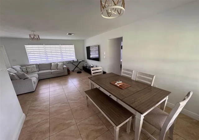 3rd image of 8130 Nw 12Th St, Pembroke Pines, FL 33024 | MLS# A12042391