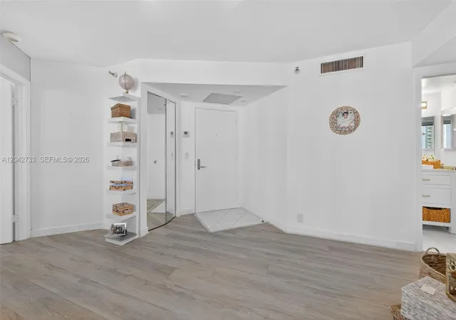 3rd image of 3500 Mystic Pointe Dr #1804, Aventura, FL 33180 | MLS# A12042733