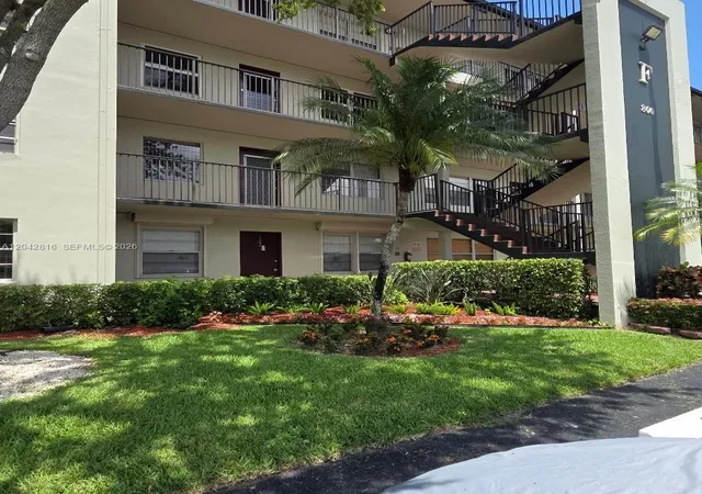 23rd image of 800 Sw 131st Ave #301F, Pembroke Pines, FL 33027 | MLS# A12042816