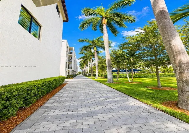 2nd image of 4636 Nw 84Th Ave, Doral, FL 33166