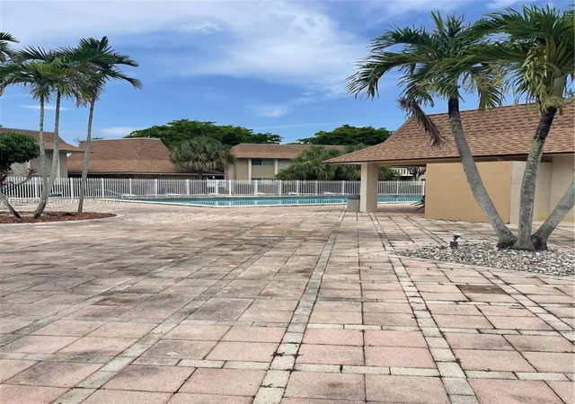 Homes for sale in Miami Lakes, FL | 7480 Miami Lakes Drive, Miami Lakes, FL 33014 | Houzeo
