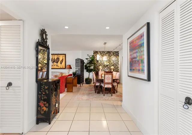 3rd image of Villa Regina Condominium, Miami, FL 33129