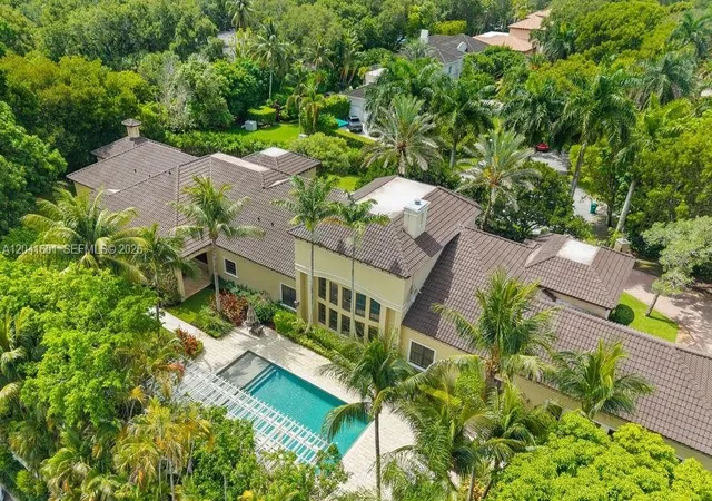 Photo 1 of Mansion for sale at 9001 Sw 59th Court, Pinecrest, FL 33156 | MLS# A12041601 | Listing updated on 2026-10-31