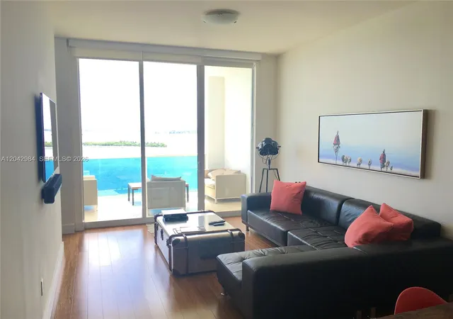 Homes for sale in Miami, FL | 725 Ne 22Nd St #14E, Miami, FL 33137 | MLS# A12042984