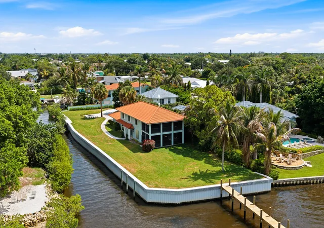 Photo 3 of Single family home for sale at 911 NW Sunset Ter, Stuart, FL 34994 | MLS# B26045189 | Listing updated on 2026-10-08