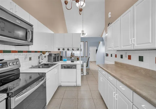Homes for sale in Hialeah Gardens, FL | 9018 Nw 120Th St #133, Hialeah Gardens, FL 33018 | MLS# A12042717
